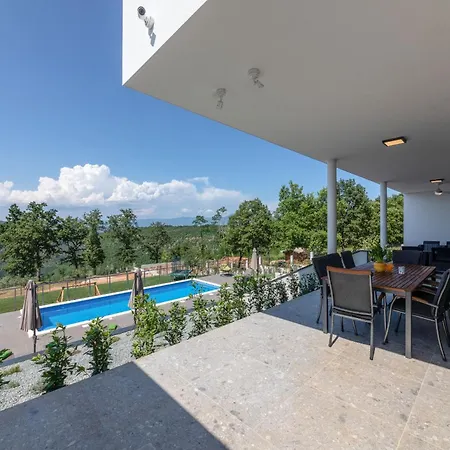 فيلة Althea For 8 Persons Near Labin With 35 M2 Heated Pool, Kids Playground & Large Garden Ruzici (Sveta Nedelja)