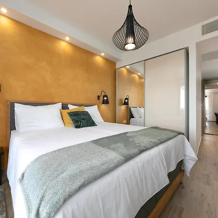 Althea For 8 Persons Near Labin With 35 M2 Heated Pool, Kids Playground & Large Garden *